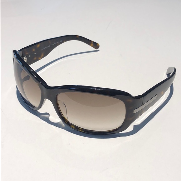 Burberry women’s sunglasses tortoise B 4016